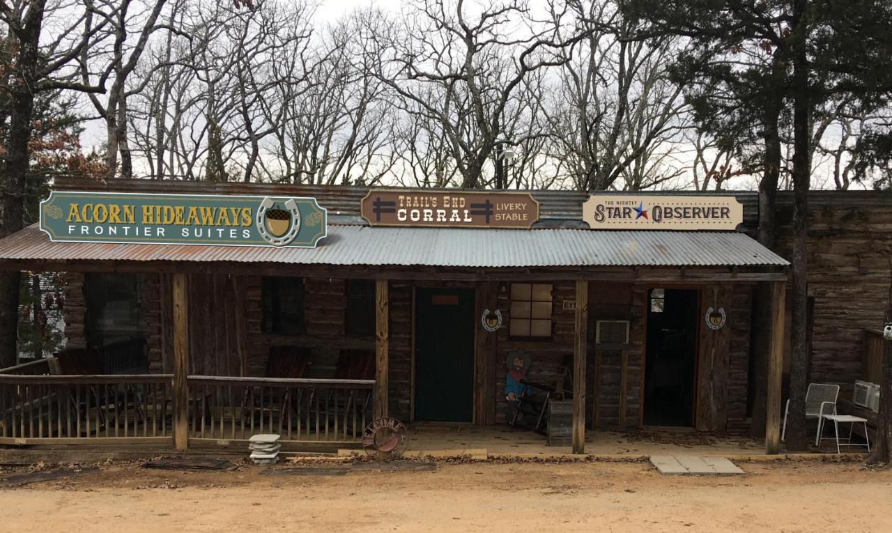 Acorn Hideaways Canton Old West Bunkhouse For 9 - Trail'S End Corral Exterior foto